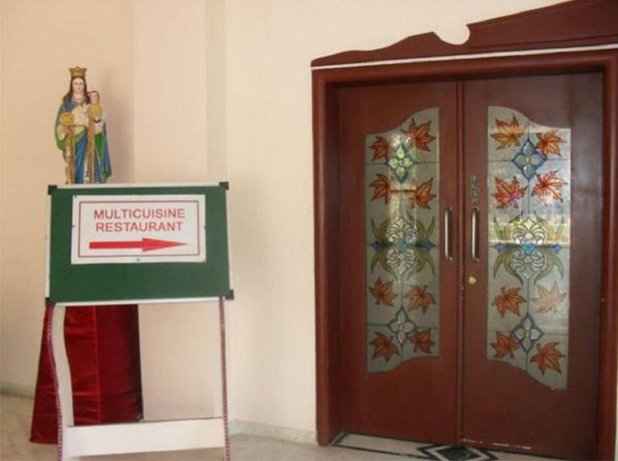 Hotel Vpn Residency Веланканни Экстерьер фото