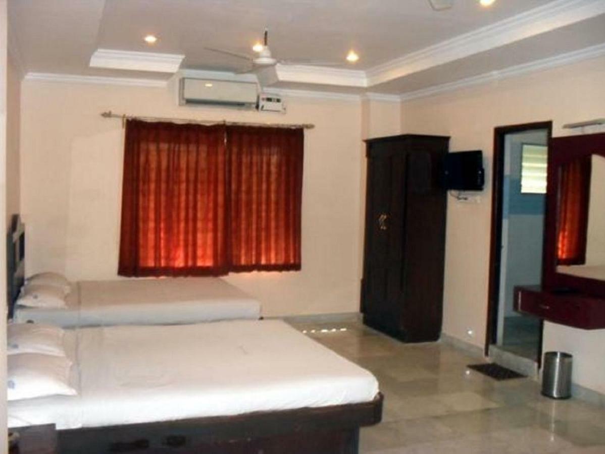 Hotel Vpn Residency Веланканни Экстерьер фото